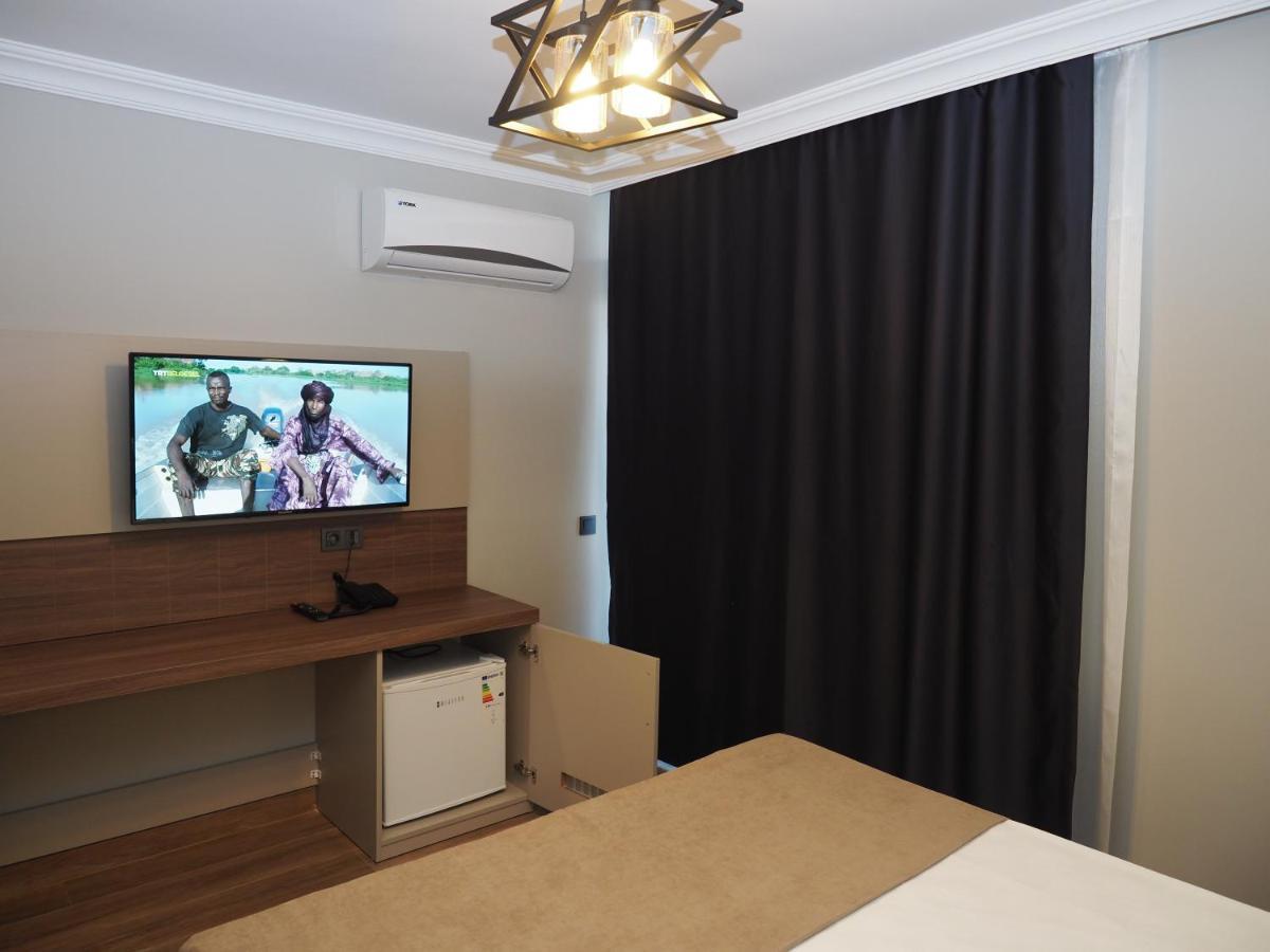 Zenia Hotel Анталия Екстериор снимка