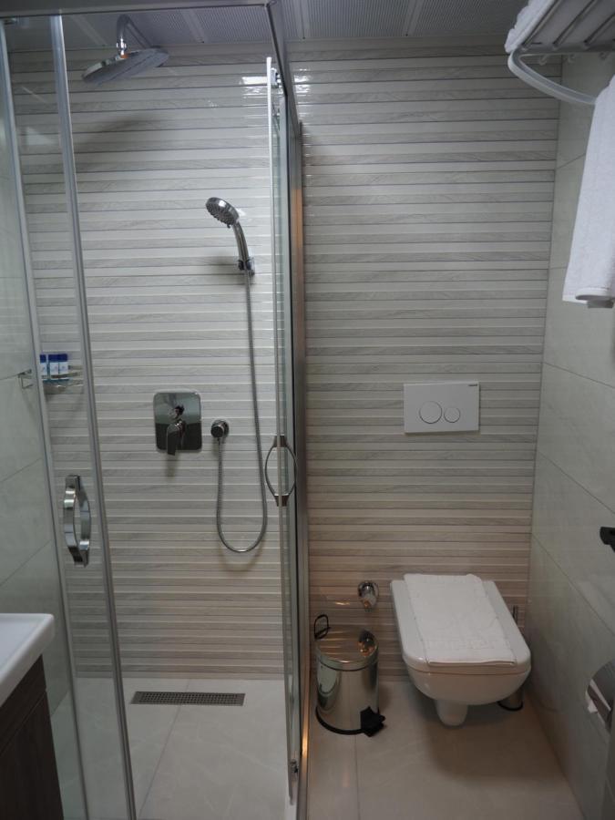 Zenia Hotel Анталия Екстериор снимка